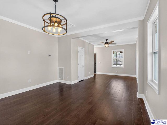 511 Limit St., Darlington, SC 29532