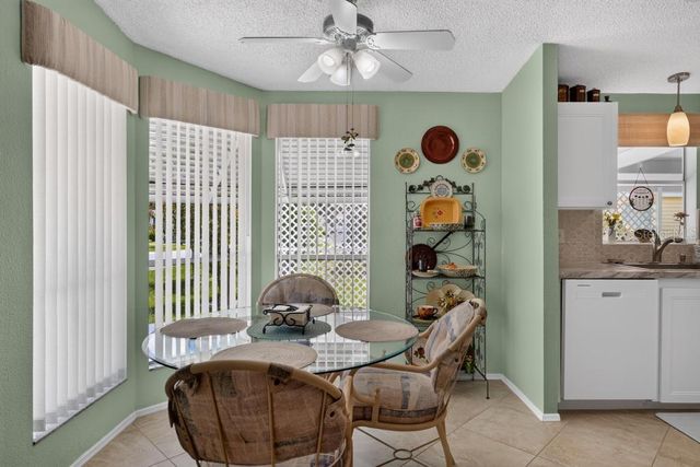 1226 POMPANO LANE, Lady Lake, FL 32159