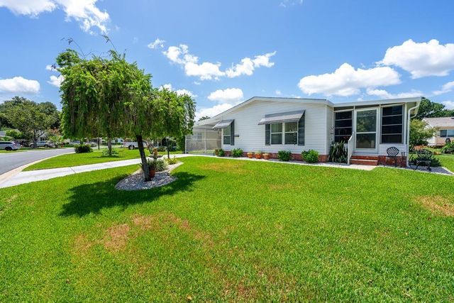 1226 POMPANO LANE, Lady Lake, FL 32159