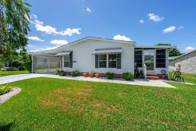 1226 POMPANO LANE, Lady Lake, FL 32159