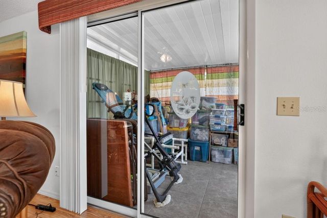 1226 POMPANO LANE, Lady Lake, FL 32159