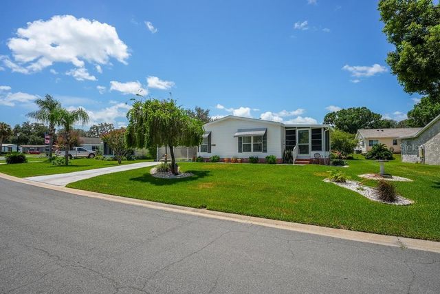 1226 POMPANO LANE, Lady Lake, FL 32159
