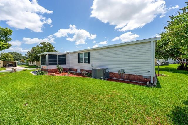 1226 POMPANO LANE, Lady Lake, FL 32159