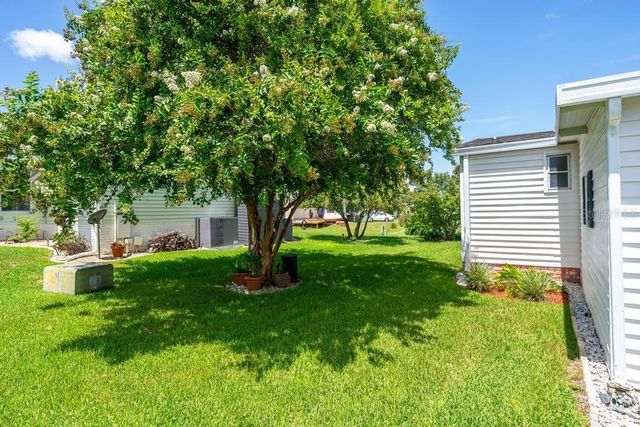 1226 POMPANO LANE, Lady Lake, FL 32159