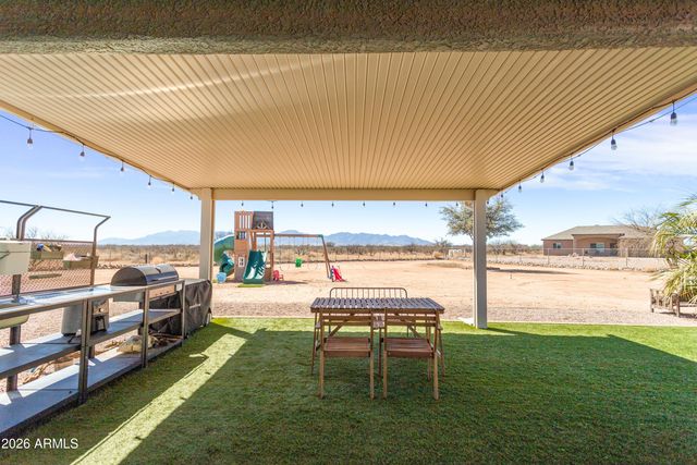 638 E Birch Street, Huachuca City, AZ 85616