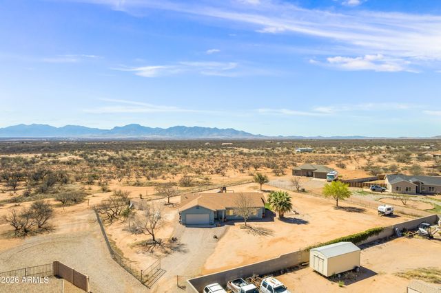 638 E Birch Street, Huachuca City, AZ 85616