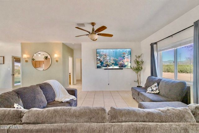 638 E Birch Street, Huachuca City, AZ 85616