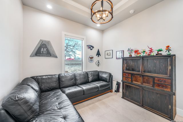 113 Hondo Vista, La Vernia, TX 78121