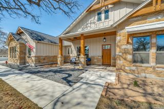 113 Hondo Vista, La Vernia, TX 78121