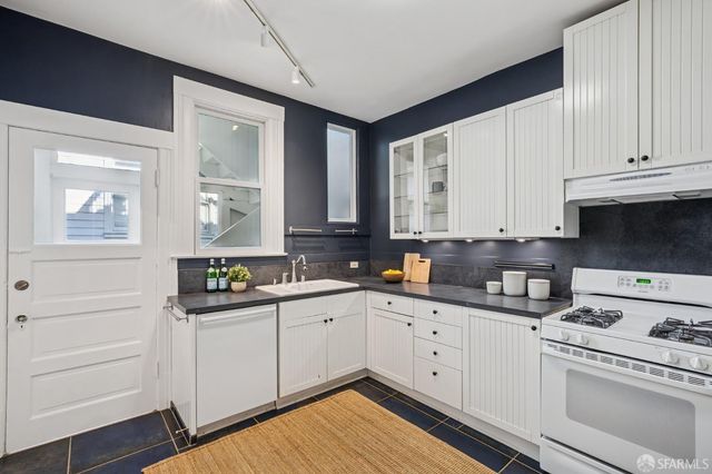 98 Caselli Avenue, San Francisco, CA 94114