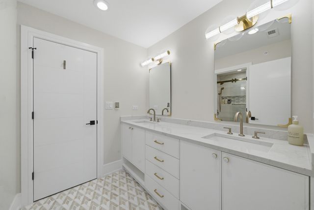 4029 Suffield Court, Skokie, IL 60076