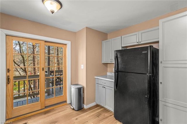 101 Maple Hill Court, Winston-salem, NC 27106