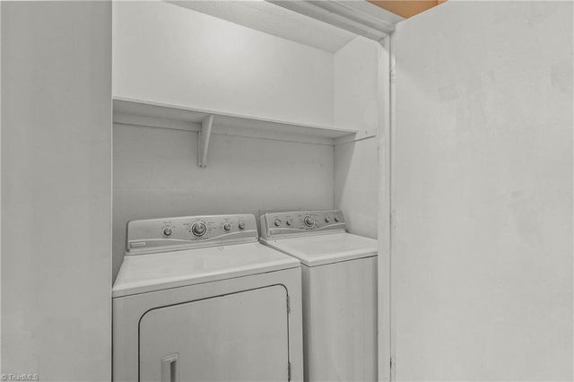 101 Maple Hill Court, Winston-salem, NC 27106