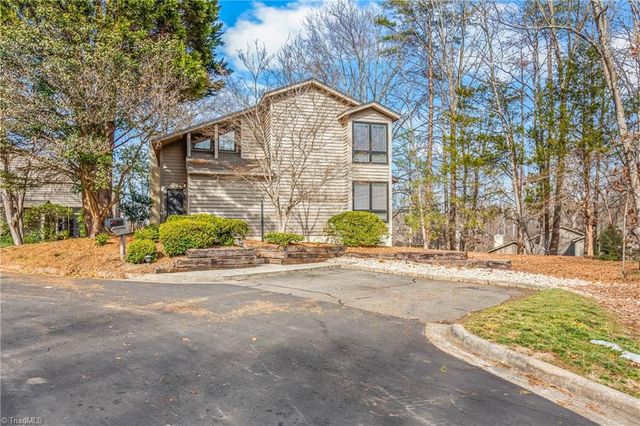 101 Maple Hill Court, Winston-salem, NC 27106