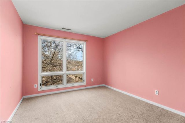 101 Maple Hill Court, Winston-salem, NC 27106