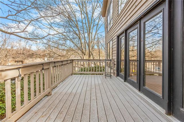 101 Maple Hill Court, Winston-salem, NC 27106