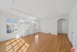 339 S Detroit 206, Los Angeles, CA 90036