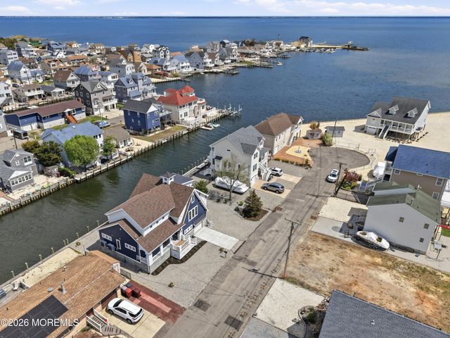 247 Pine Drive, Bayville, NJ 08721