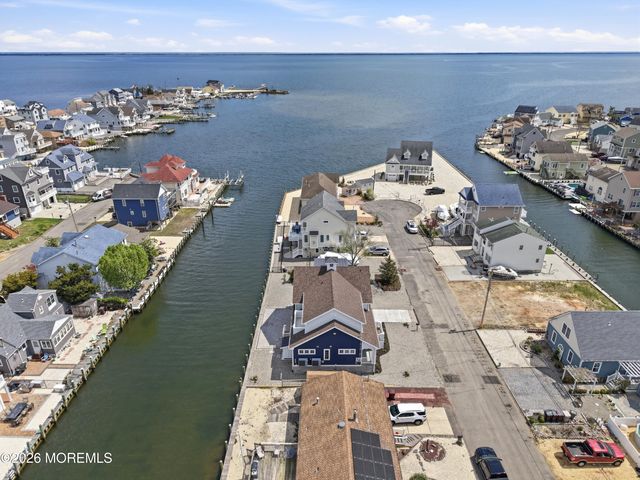247 Pine Drive, Bayville, NJ 08721