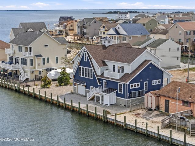 247 Pine Drive, Bayville, NJ 08721