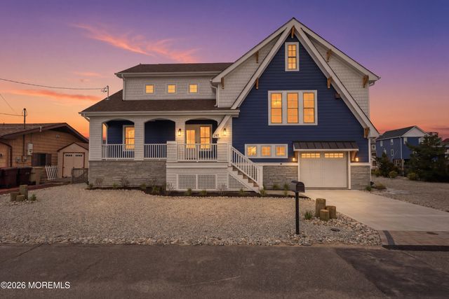 247 Pine Drive, Bayville, NJ 08721