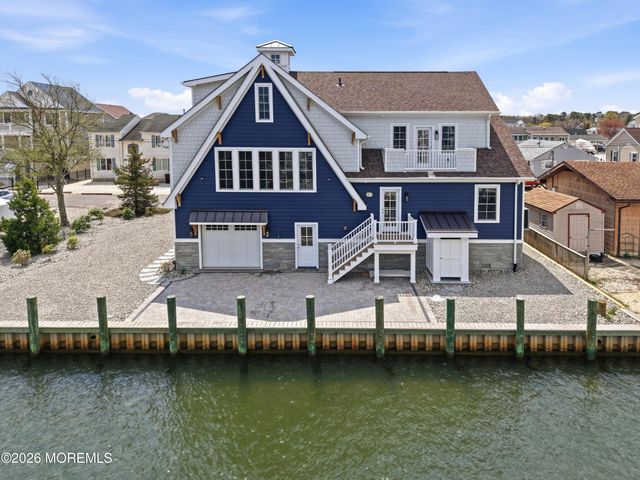 247 Pine Drive, Bayville, NJ 08721