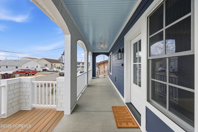 247 Pine Drive, Bayville, NJ 08721