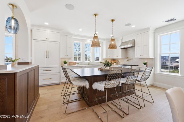 247 Pine Drive, Bayville, NJ 08721