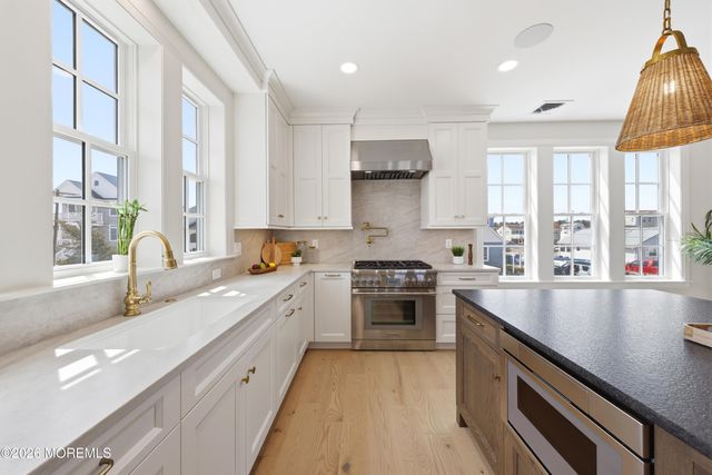 247 Pine Drive, Bayville, NJ 08721