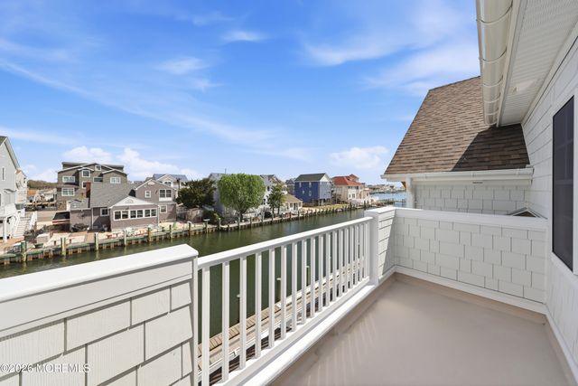 247 Pine Drive, Bayville, NJ 08721