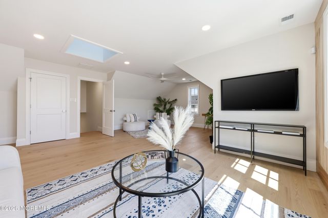 247 Pine Drive, Bayville, NJ 08721