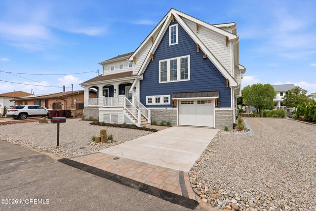 247 Pine Drive, Bayville, NJ 08721