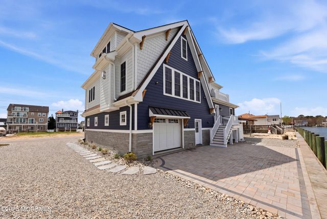247 Pine Drive, Bayville, NJ 08721