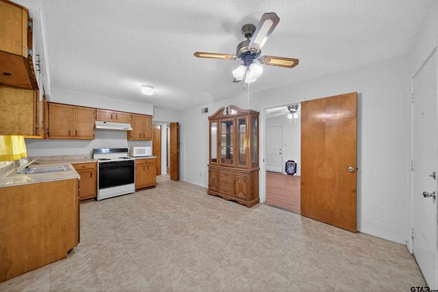 17036 & 17092 FM 317, Chandler, TX 75758