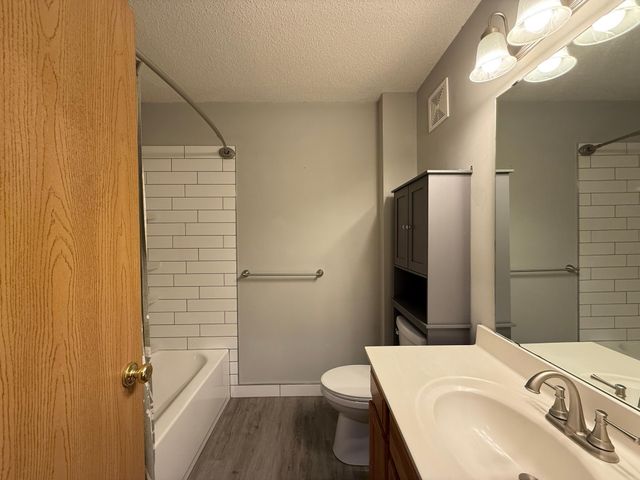 16163 71st Lane NE, Otsego, MN 55330