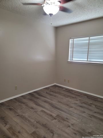 10807 Green Brook, San Antonio, TX 78223
