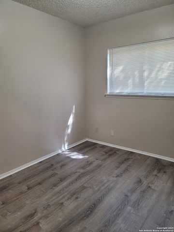 10807 Green Brook, San Antonio, TX 78223