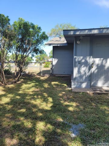 10807 Green Brook, San Antonio, TX 78223