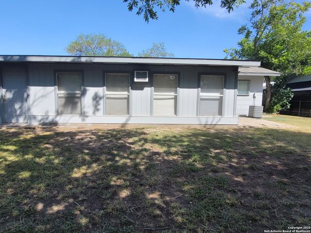 10807 Green Brook, San Antonio, TX 78223