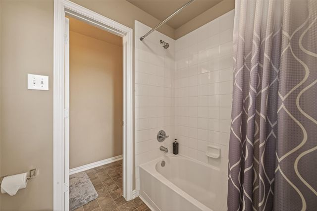 4502 Mallory Creek Drive, Humble, TX 77396