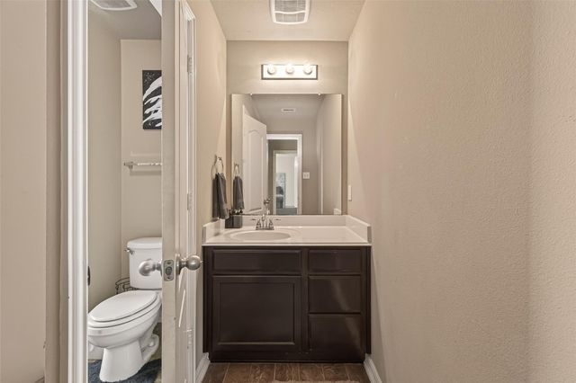 4502 Mallory Creek Drive, Humble, TX 77396