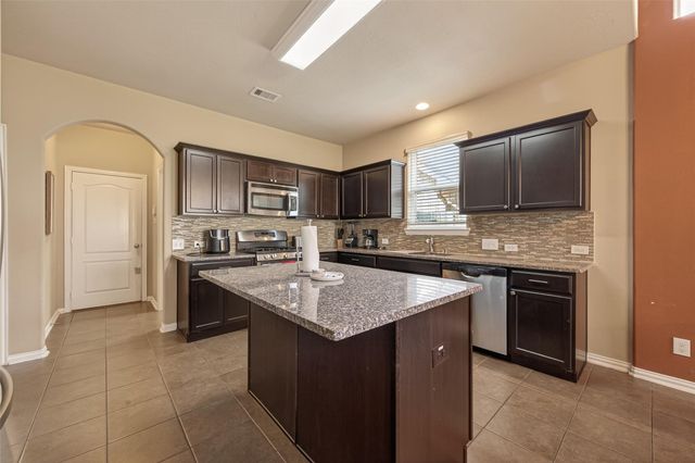 4502 Mallory Creek Drive, Humble, TX 77396