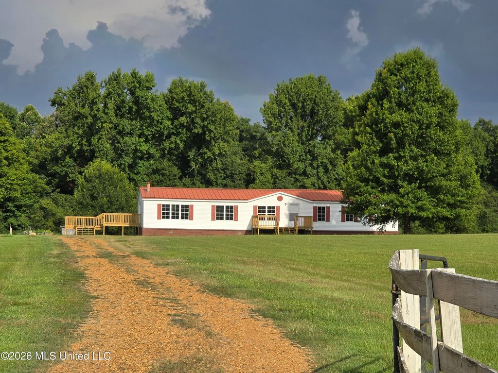104 Baylor Road, Senatobia, MS 38668 — photo 3