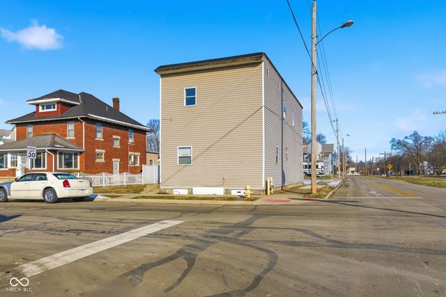 702 W 5th Street, Anderson, IN 46016