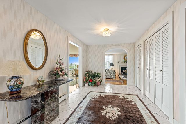 43 Strandway, West Harwich, MA 02671