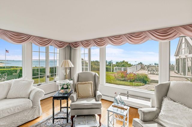 43 Strandway, West Harwich, MA 02671