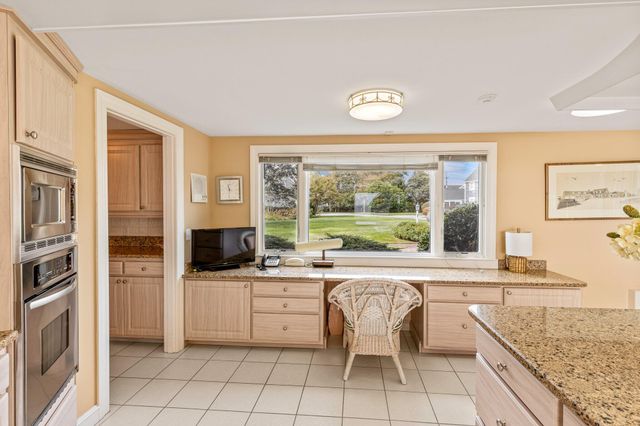 43 Strandway, West Harwich, MA 02671