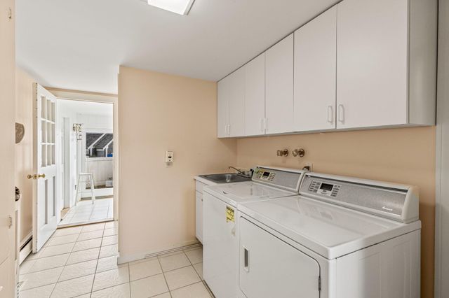 43 Strandway, West Harwich, MA 02671