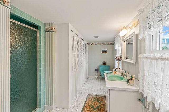 43 Strandway, West Harwich, MA 02671