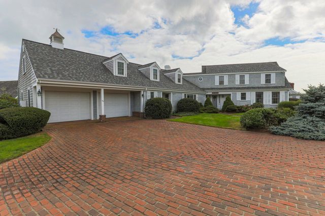 43 Strandway, West Harwich, MA 02671